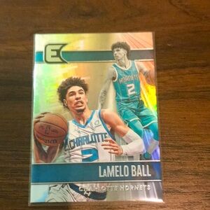 2022 Panini Donruss elite essentials LaMelo Ball card